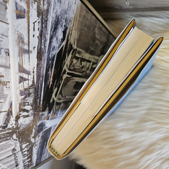 Matthew Perry - Friends, Lovers, and the Big Terrible Thing Book NEW - Picture 8 of 12